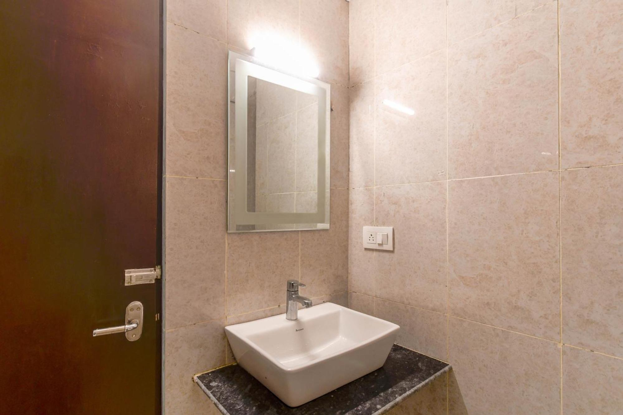 Hotel Mahal Kalküta Dış mekan fotoğraf